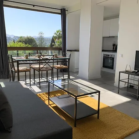 Apartment Great In The Heart Of Marbella