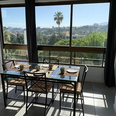 Apartment Great In The Heart Of